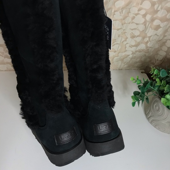 UGG🔴women’s Sundance waterproof winter boots - Picture 6 of 11
